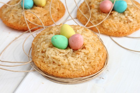 easter coconut macaroons